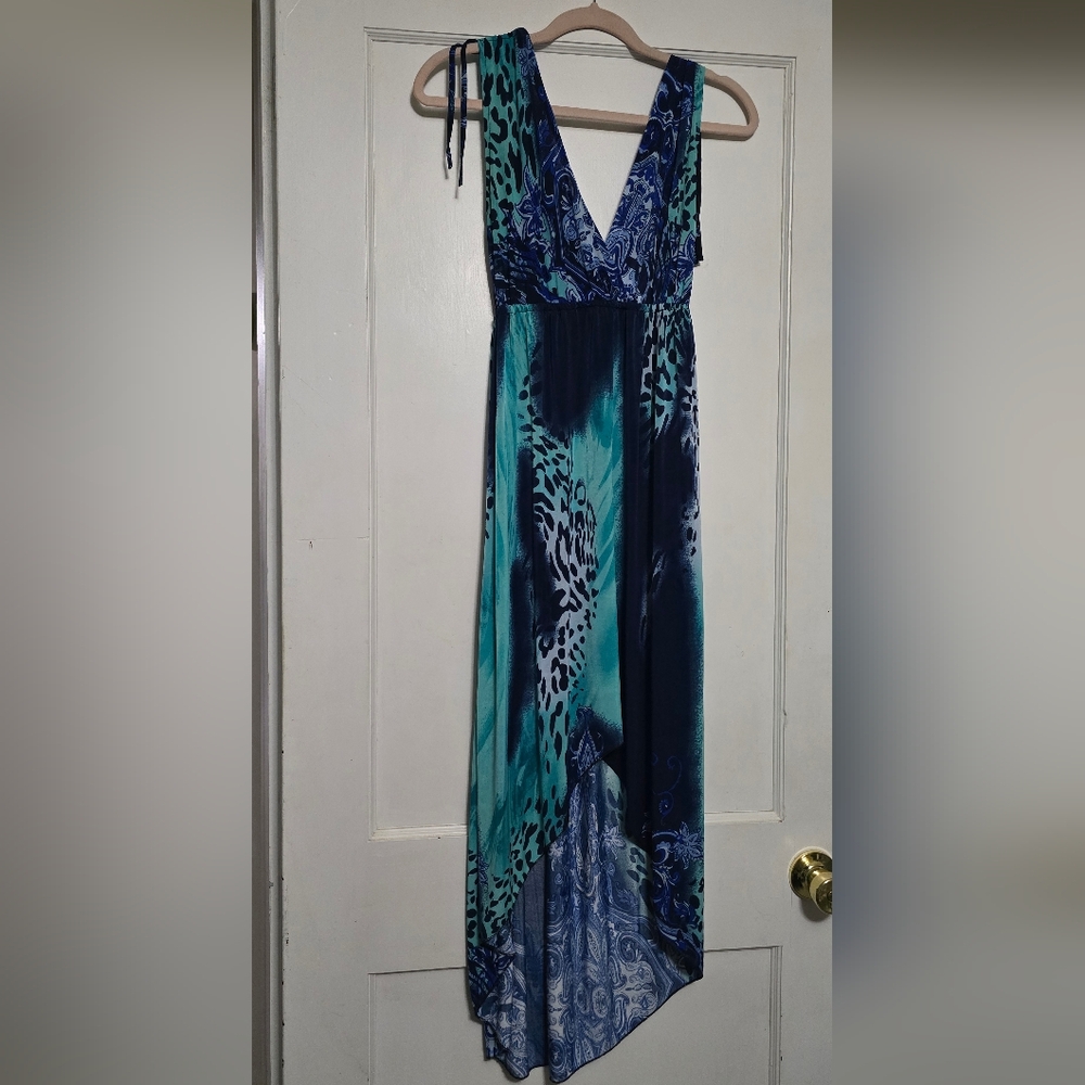 Elle Blue & Cream Paisley Maxi Dress